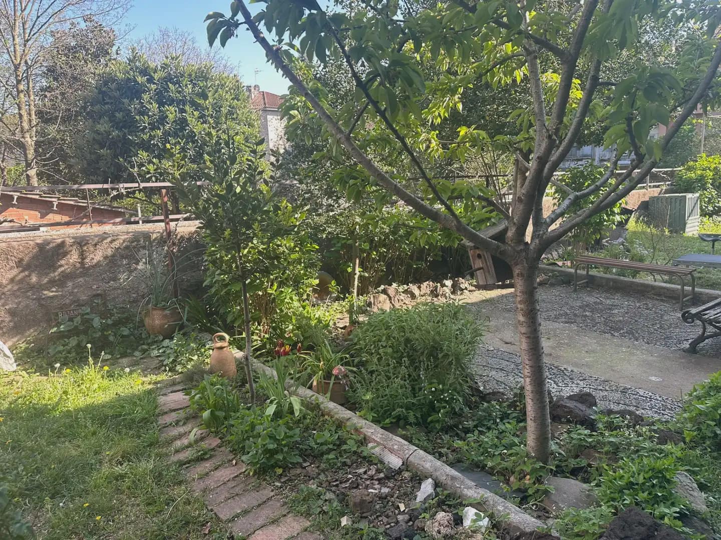 4 sypialnia Willa na sprzedaż w Olot z garażem - 365 000 € (Ref: 9882397)