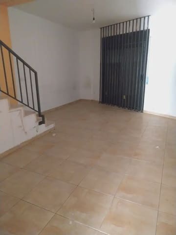 3 bedroom Townhouse for sale in La Jonquera - € 129,000 (Ref: 9895258)