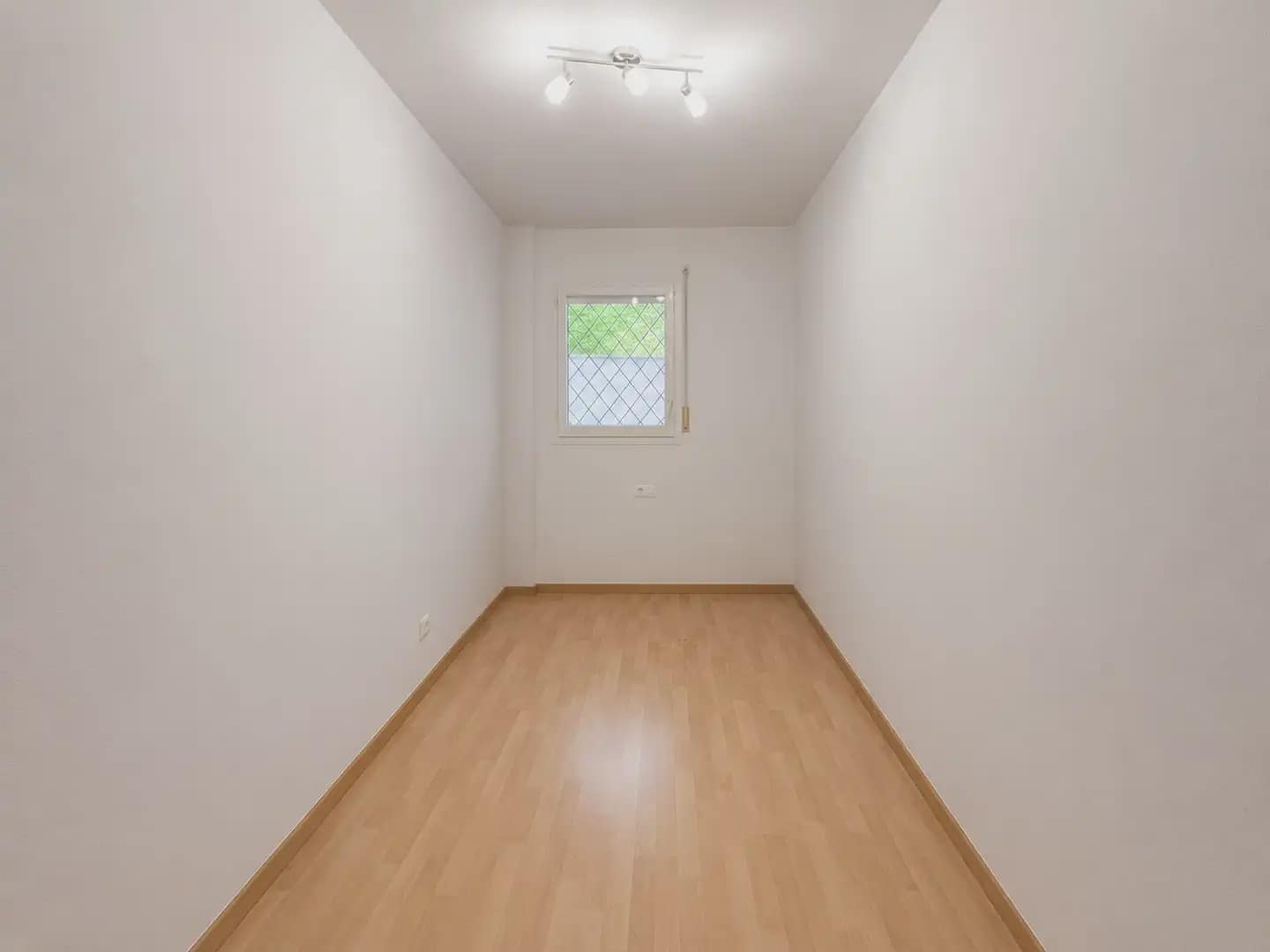 Apartamento de 3 habitaciones en Girona ciudad en venta con garaje - 338.000 € (Ref: 9911522)