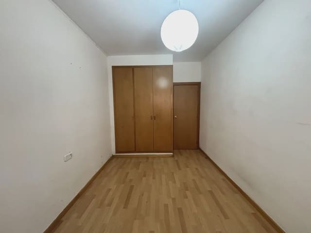 Apartamento de 3 habitaciones en Girona ciudad en venta con garaje - 338.000 € (Ref: 9911522)