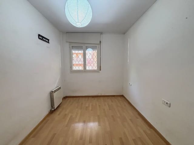 Apartamento de 3 habitaciones en Girona ciudad en venta con garaje - 338.000 € (Ref: 9911522)
