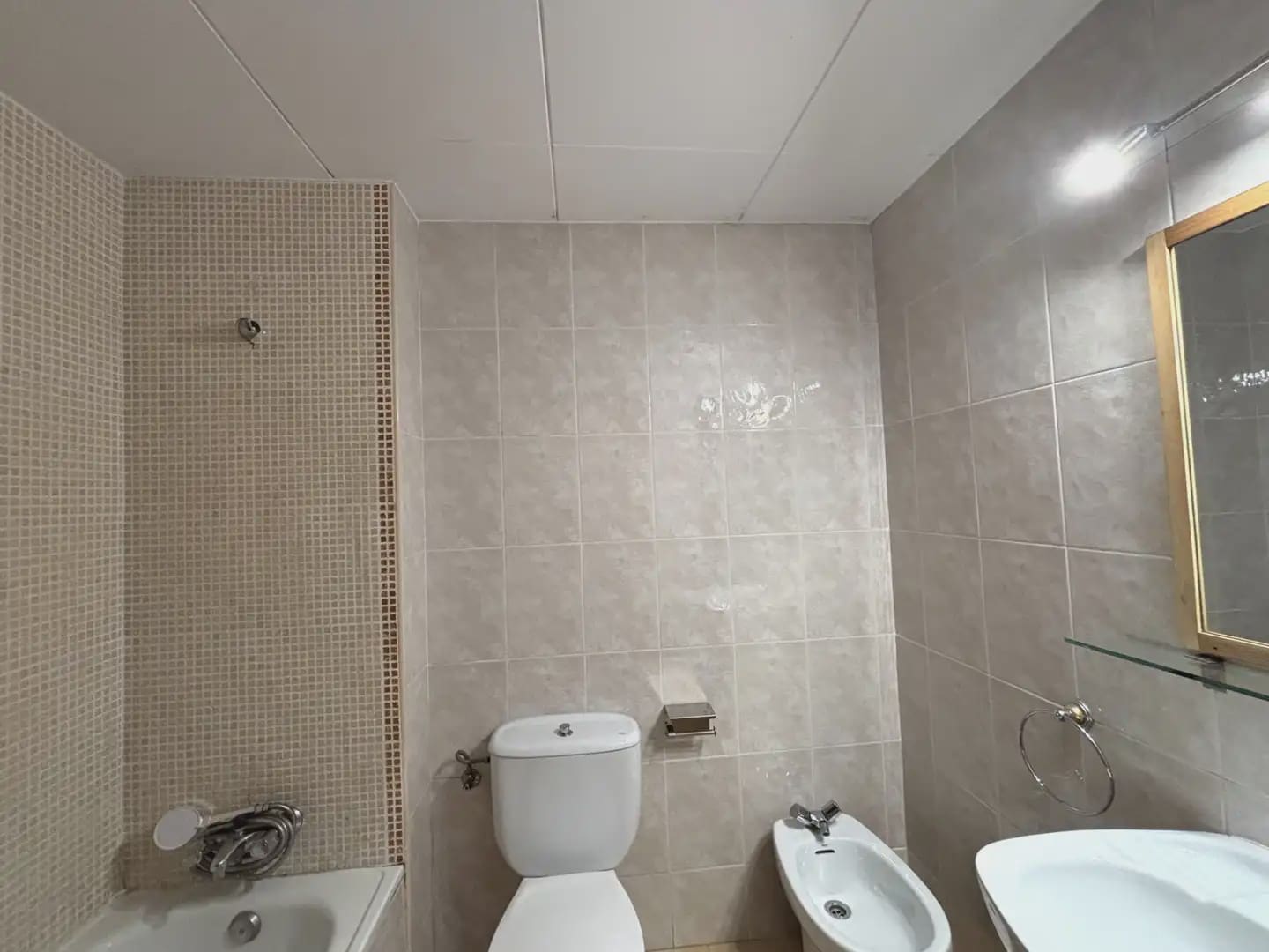 Apartamento de 3 habitaciones en Girona ciudad en venta con garaje - 338.000 € (Ref: 9911522)