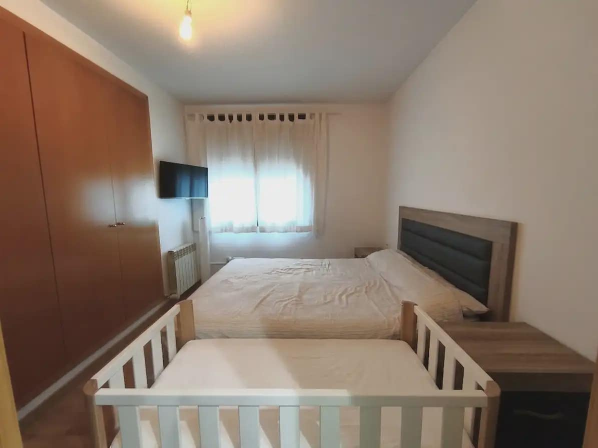 3 bedroom Flat for sale in Girona city with garage - € 365,000 (Ref: 9911826)