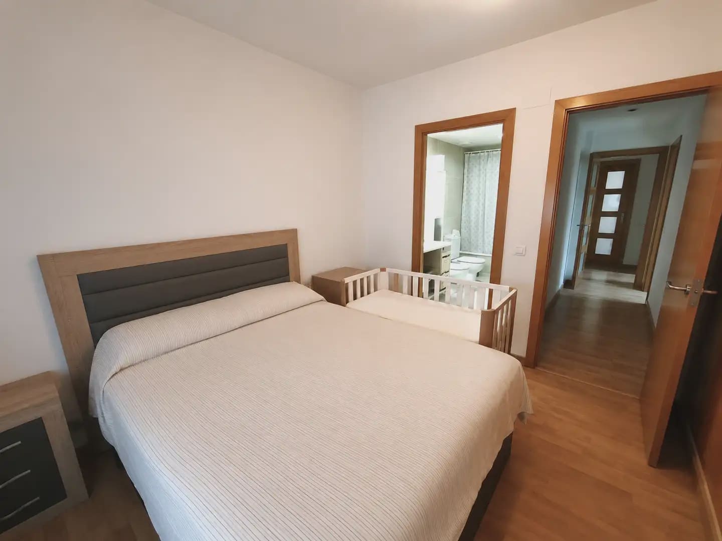 3 bedroom Flat for sale in Girona city with garage - € 365,000 (Ref: 9911826)