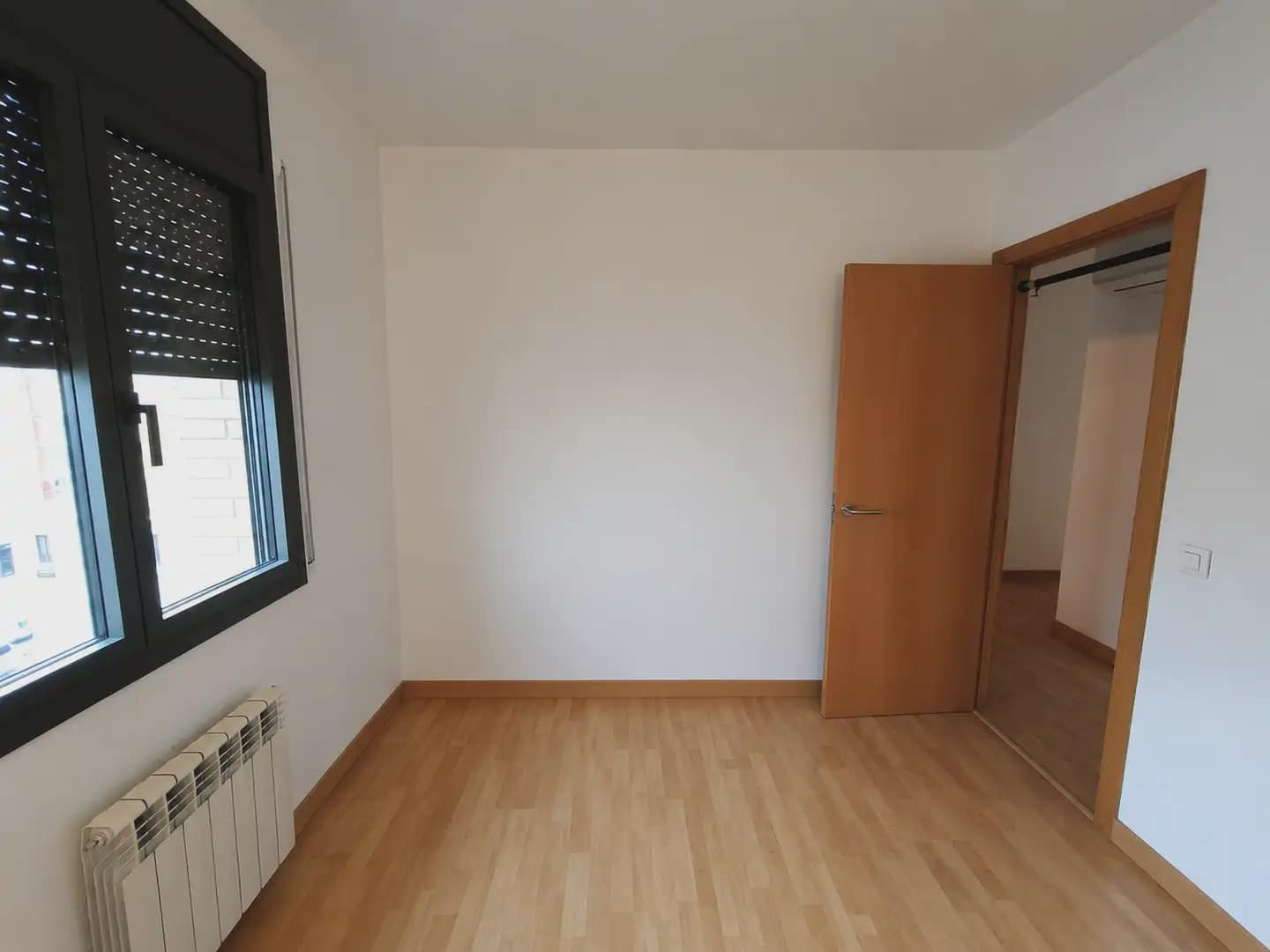 3 bedroom Flat for sale in Girona city with garage - € 365,000 (Ref: 9911826)