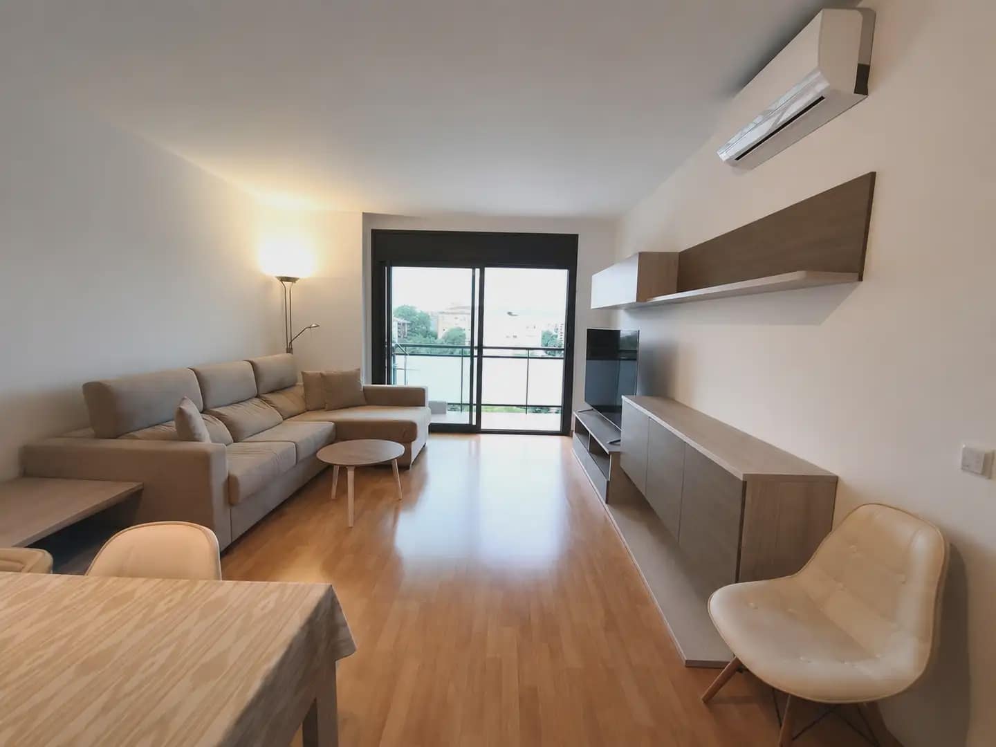 3 bedroom Flat for sale in Girona city with garage - € 365,000 (Ref: 9911826)