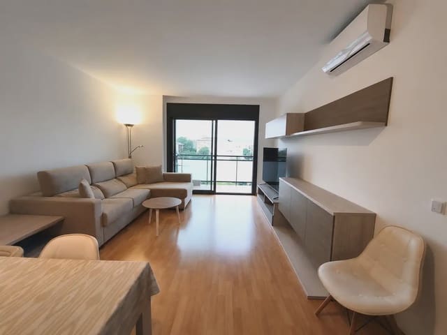 3 bedroom Flat for sale in Girona city with garage - € 365,000 (Ref: 9911826)