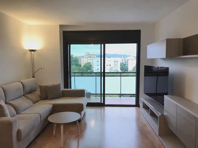 3 bedroom Flat for sale in Girona city with garage - € 365,000 (Ref: 9911826)