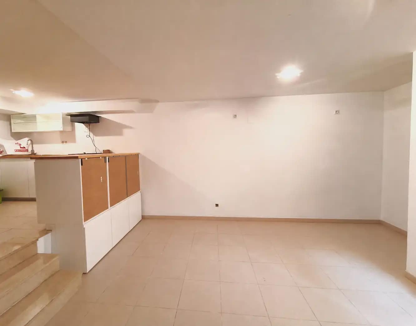 Büro zu verkaufen in Girona Stadt - 120.000 € (Ref: 9921051)