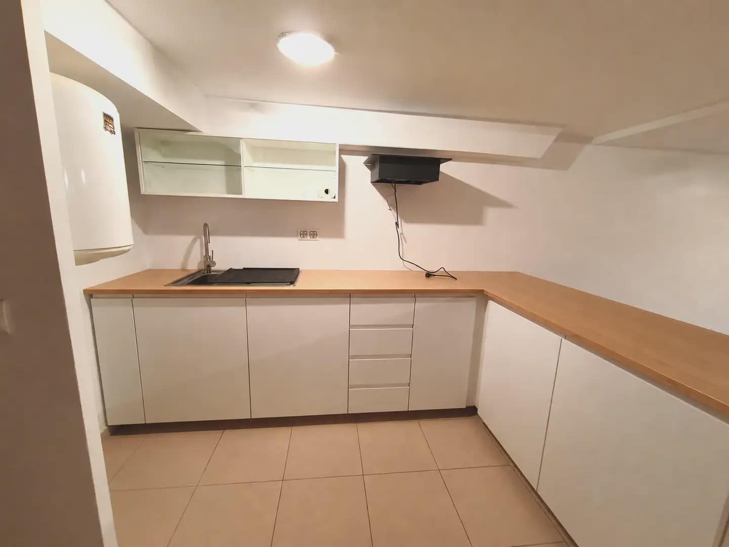 Büro zu verkaufen in Girona Stadt - 120.000 € (Ref: 9921051)