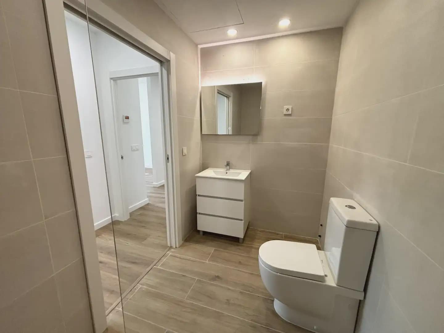 3 bedroom Flat for sale in Girona city - € 395,000 (Ref: 9921141)
