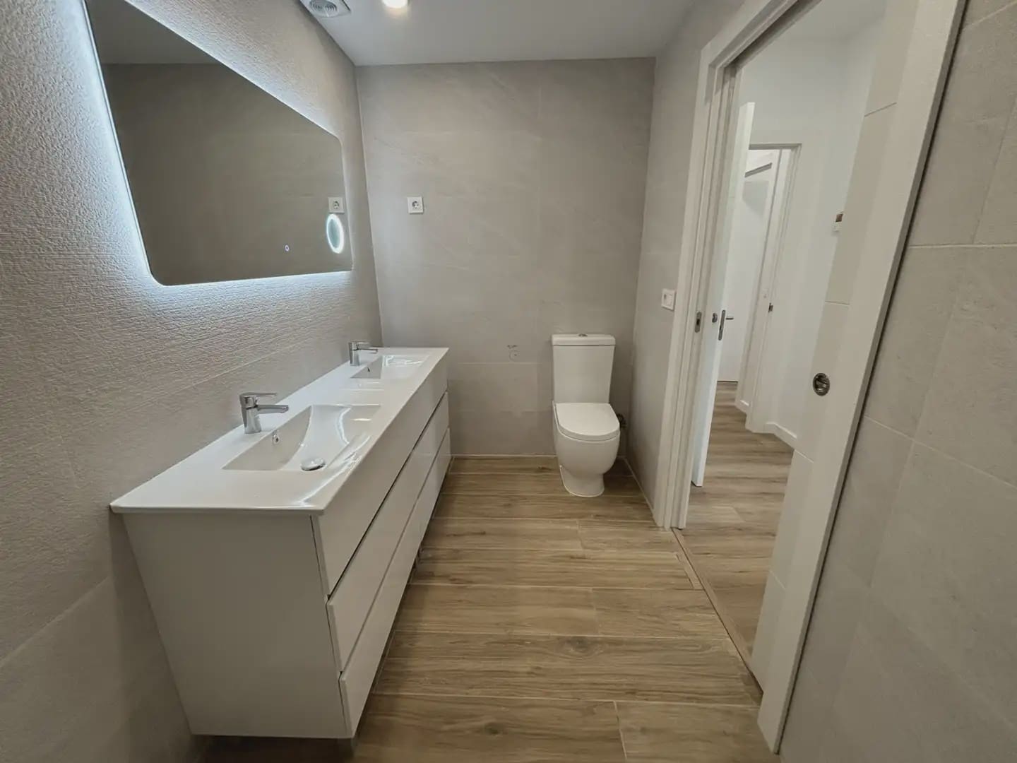 3 bedroom Flat for sale in Girona city - € 395,000 (Ref: 9921141)