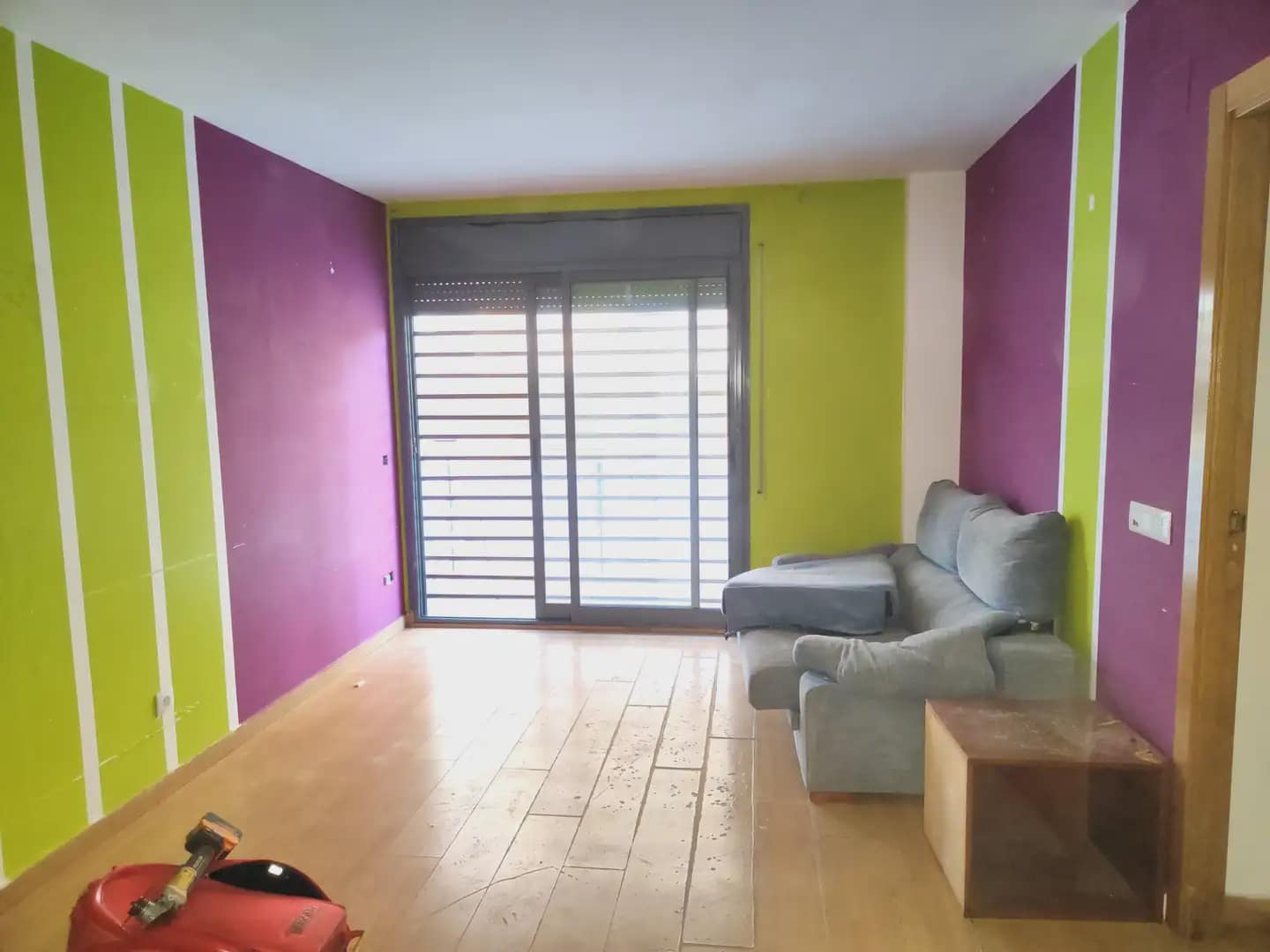 Piso de 2 habitaciones en Girona ciudad en venta con garaje - 143.900 € (Ref: 9932147)