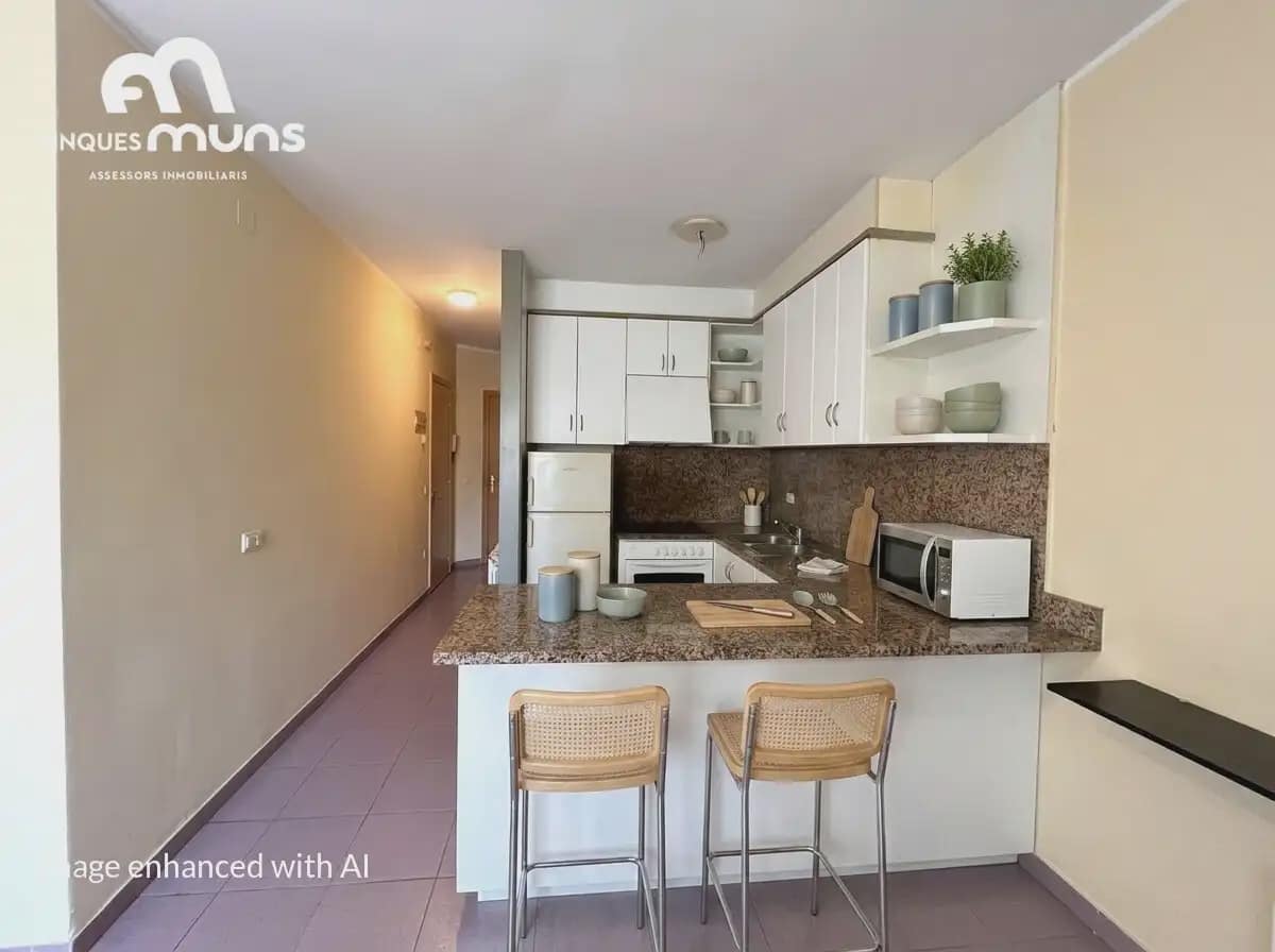 2 makuuhuone Asunto myytävänä paikassa Salt - 143 000 € (Ref: 9936824)