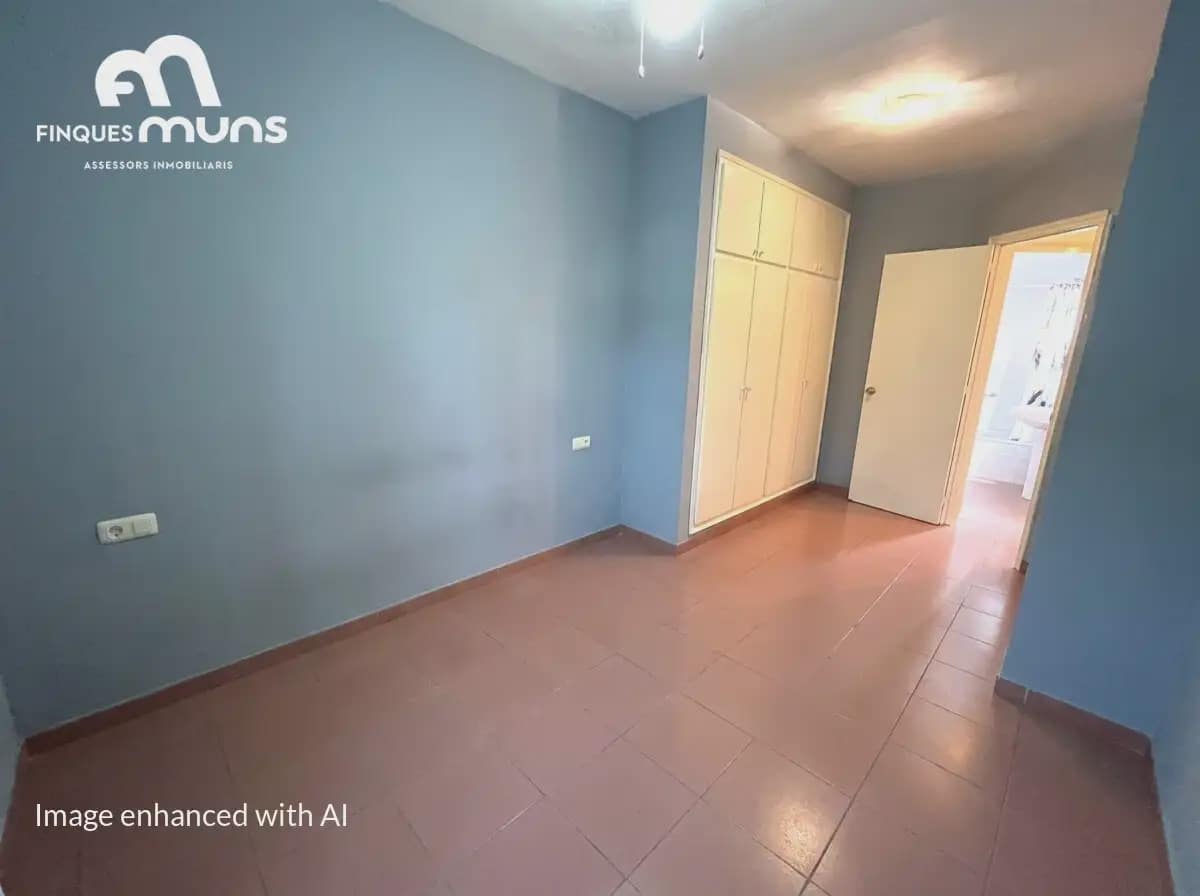 2 makuuhuone Asunto myytävänä paikassa Salt - 143 000 € (Ref: 9936825)