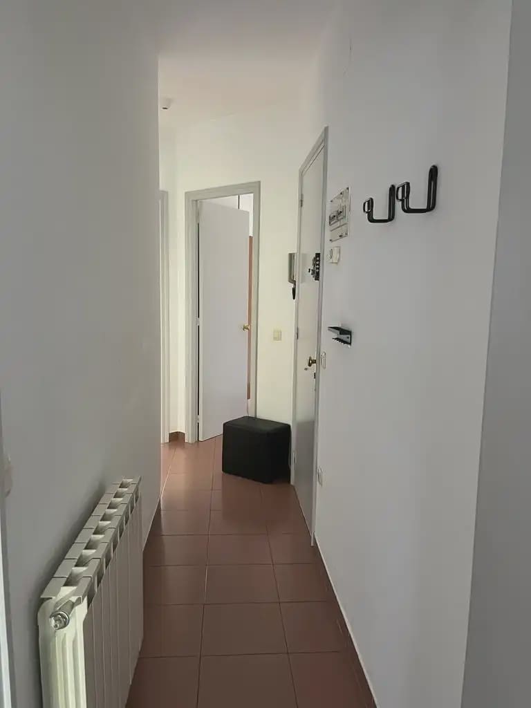 2 makuuhuone Asunto myytävänä paikassa Salt - 155 000 € (Ref: 9937101)