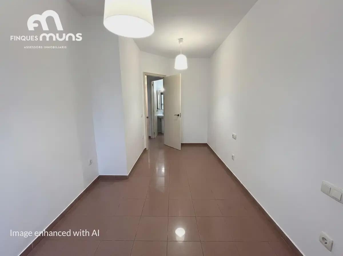 2 makuuhuone Asunto myytävänä paikassa Salt - 143 000 € (Ref: 9938480)