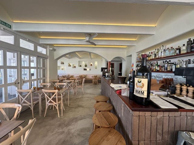 Empresa para venda em Torremolinos - 375 000 € (Ref: 10013336)