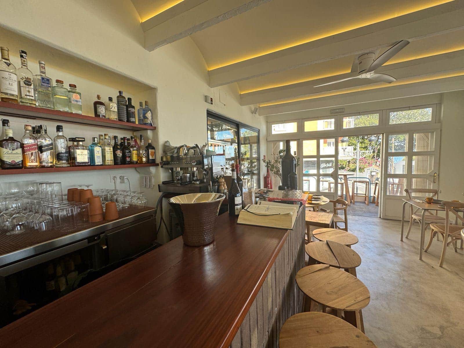 Empresa para venda em Torremolinos - 375 000 € (Ref: 10013336)