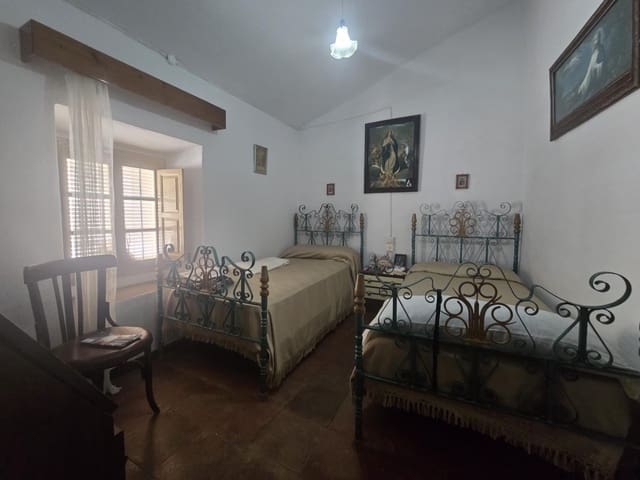 Apartment for sale in Arenas - € 430,000 (Ref: 10015575)