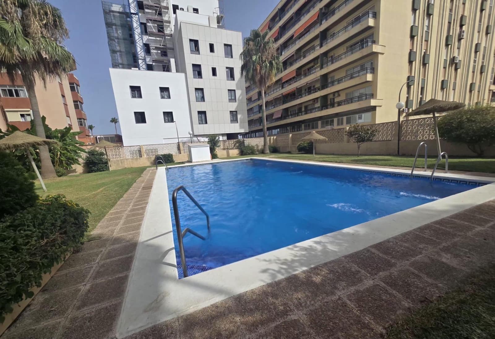 2 bedroom Flat for rent in Torremolinos with pool garage - € 1,600 (Ref: 10020919)