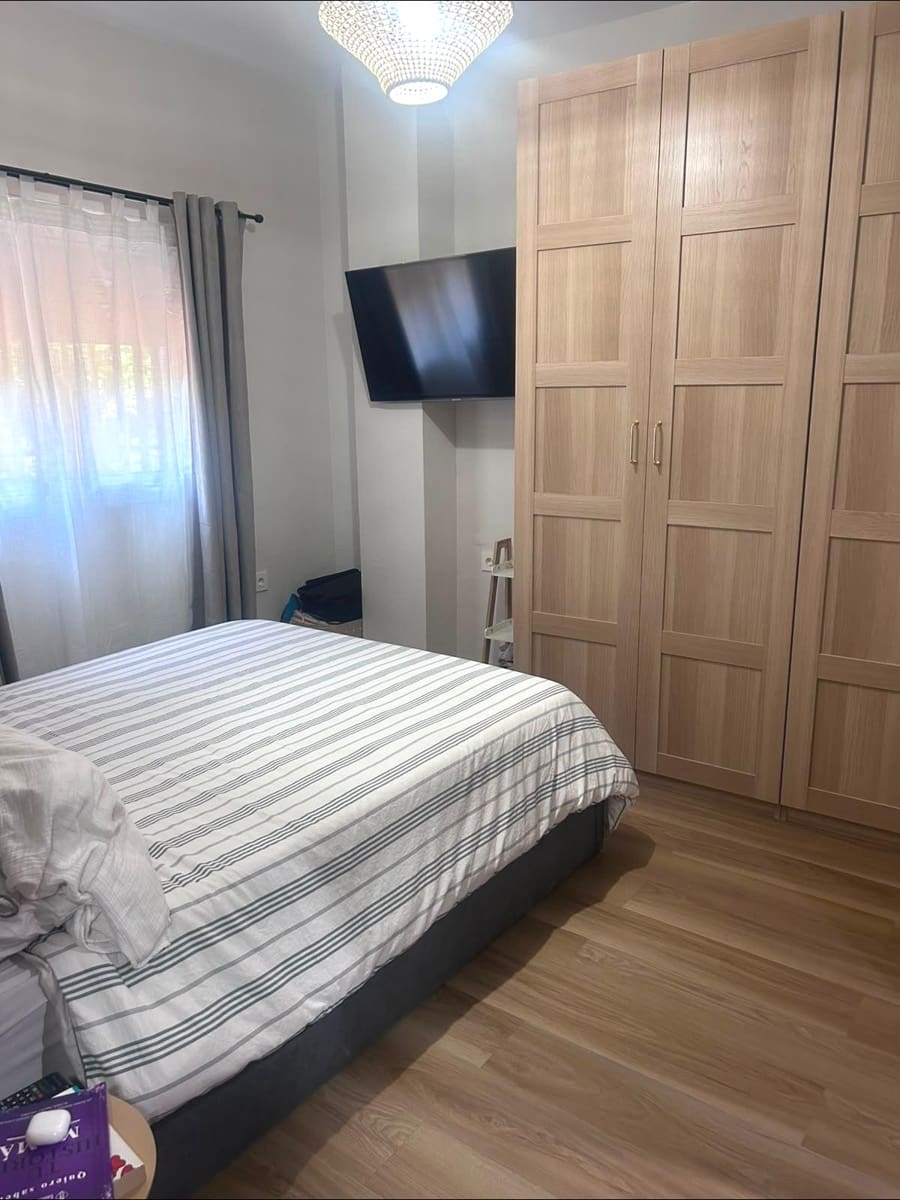 3 sypialnia Mieszkanie na sprzedaż w Miasto Malaga - 280 000 € (Ref: 10020920)