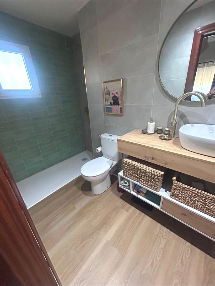 3 sypialnia Mieszkanie na sprzedaż w Miasto Malaga - 280 000 € (Ref: 10020920)