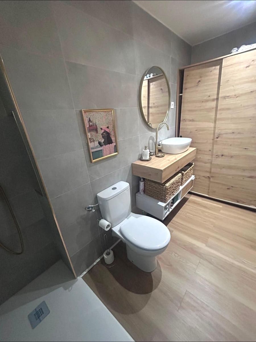 3 sypialnia Mieszkanie na sprzedaż w Miasto Malaga - 280 000 € (Ref: 10020920)