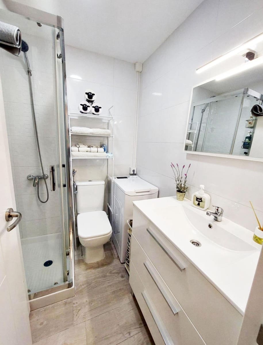 1 soverom Studio til salgs i Benalmadena med svømmebasseng - € 199 000 (Ref: 10027320)