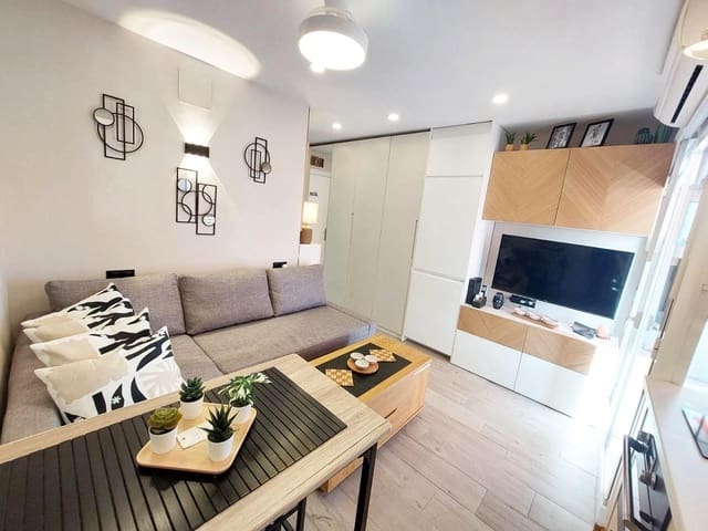 1 soverom Studio til salgs i Benalmádena med svømmebasseng - € 199 000 (Ref: 10027320)