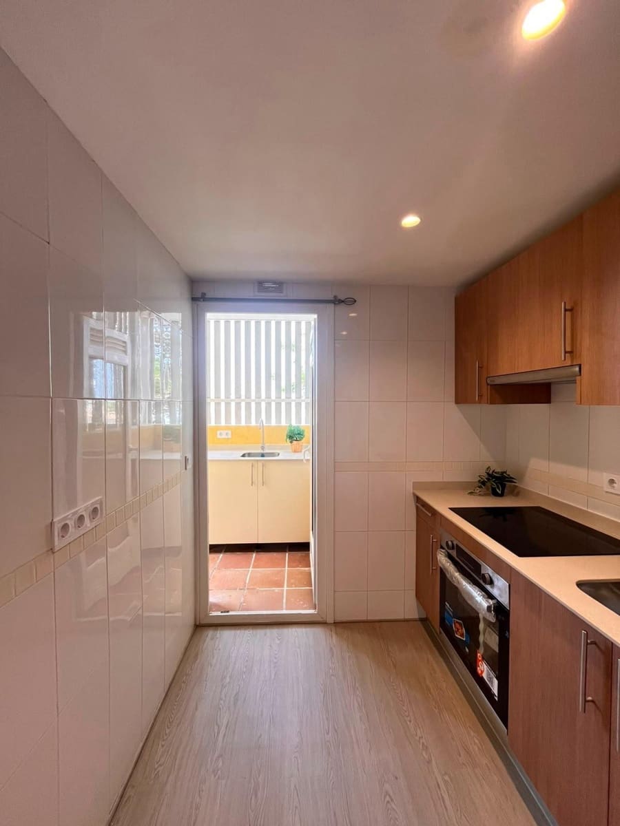 1 slaapkamer Penthouse te koop in Rincon de la Victoria met zwembad garage - € 320.000 (Ref: 10041109)