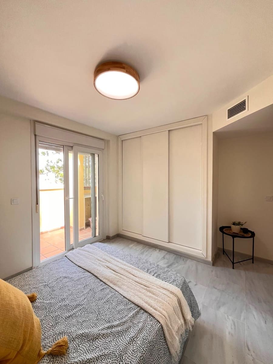 1 slaapkamer Penthouse te koop in Rincon de la Victoria met zwembad garage - € 320.000 (Ref: 10041109)