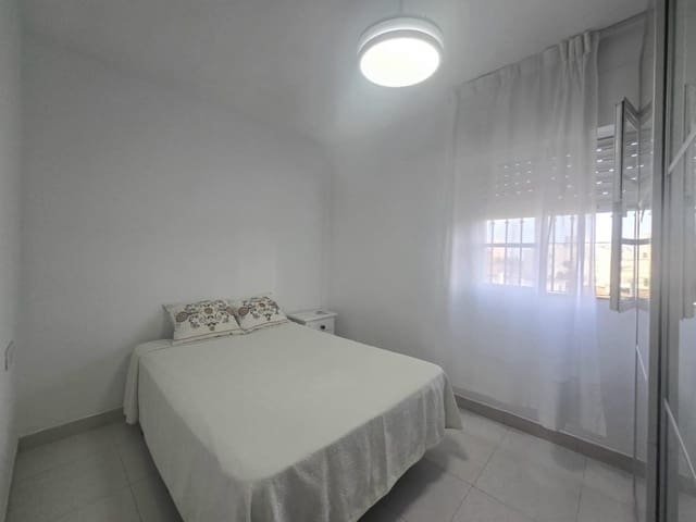 3 quarto Moradia em Banda para venda em Torremolinos com piscina - 425 000 € (Ref: 10059471)