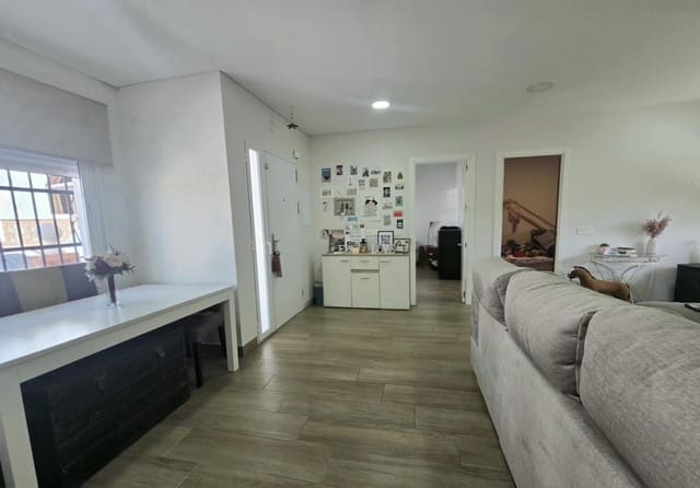5 soverom Hus til salgs i Puerto de la Torre, Málaga by med garasje - € 550 000 (Ref: 10059473)