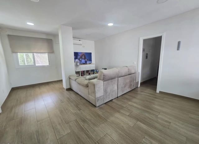 5 soverom Hus til salgs i Puerto de la Torre, Málaga by med garasje - € 550 000 (Ref: 10059473)