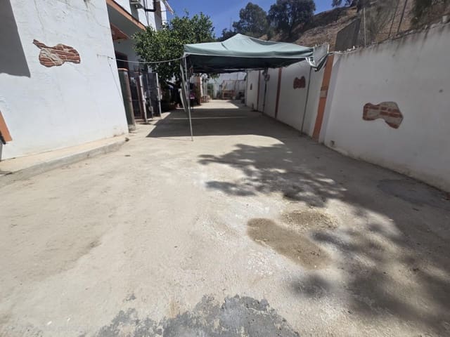 5 soverom Hus til salgs i Puerto de la Torre, Málaga by med garasje - € 550 000 (Ref: 10059473)