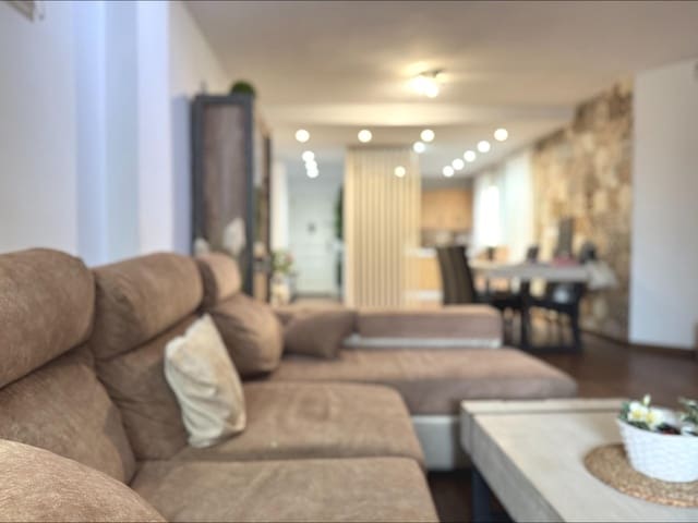 3 sovrum Lägenhet till salu i Benalmádena med pool garage - 399 000 € (Ref: 10067925)