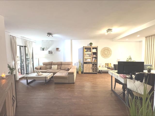 3 sovrum Lägenhet till salu i Benalmádena med pool garage - 399 000 € (Ref: 10067925)