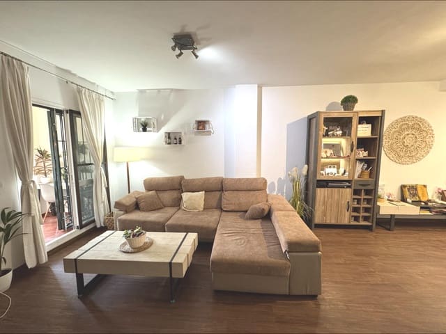 3 sovrum Lägenhet till salu i Benalmádena med pool garage - 399 000 € (Ref: 10067925)