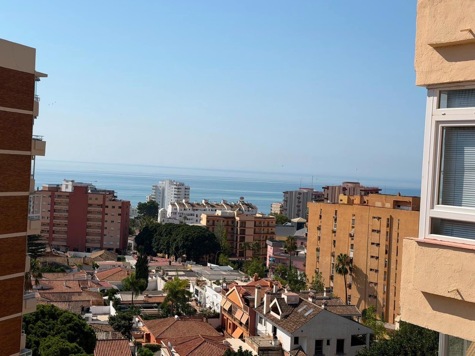 2 sovrum Lägenhet till salu i Benalmadena med pool - 285 000 € (Ref: 10075647)