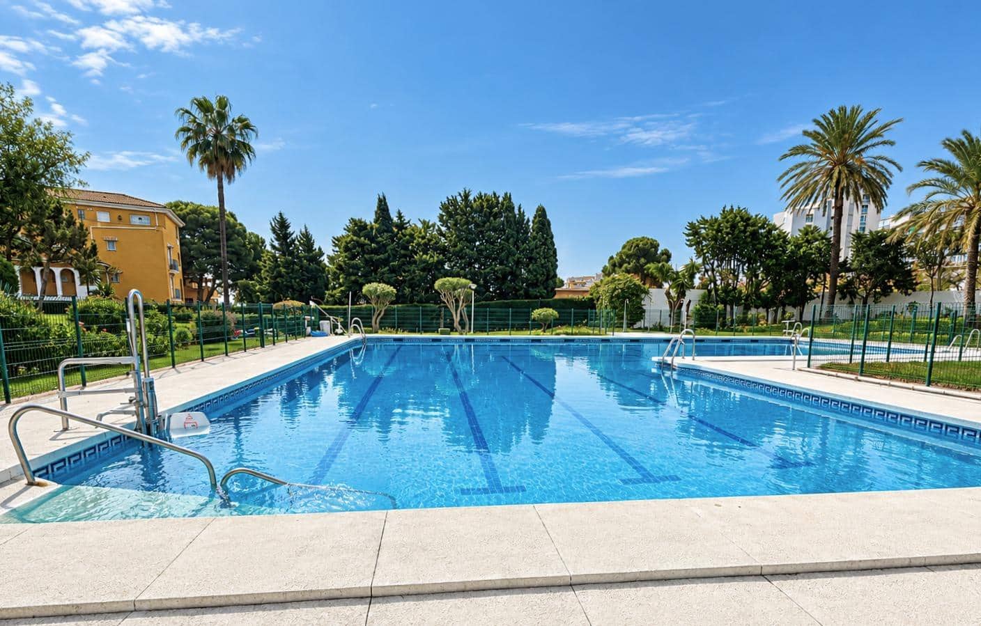 1 soverom Leilighet til salgs i Benalmadena Costa med svømmebasseng - € 239 000 (Ref: 10078353)