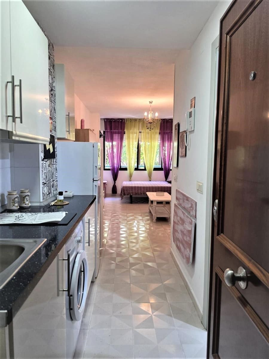 Lägenhet till salu i Torremolinos med pool - 169 900 € (Ref: 10078355)