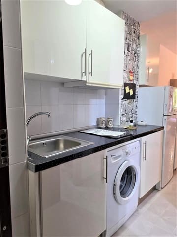 Lägenhet till salu i Torremolinos med pool - 169 900 € (Ref: 10078355)