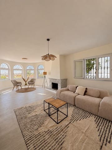 5 soverom Villa til salgs i Arroyo de la Miel, Benalmádena med svømmebasseng garasje - € 950 000 (Ref: 10086123)