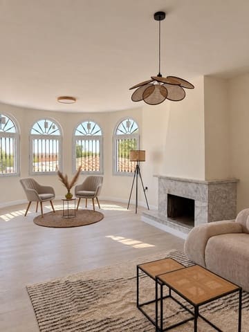 5 soverom Villa til salgs i Arroyo de la Miel, Benalmádena med svømmebasseng garasje - € 950 000 (Ref: 10086123)