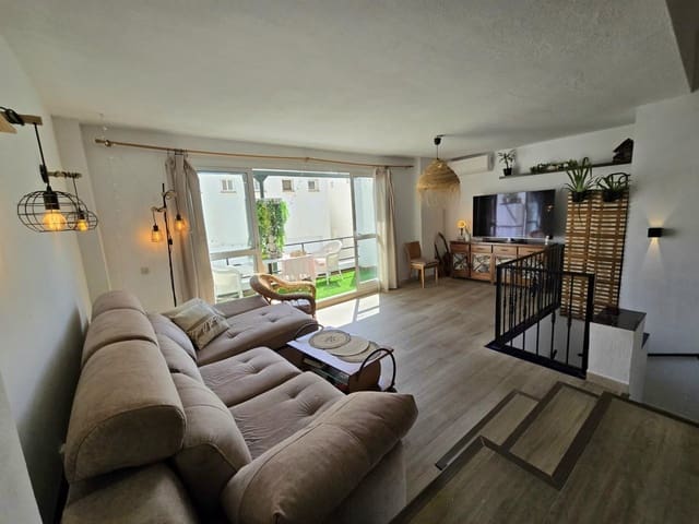 2 soveværelse Lejlighed til salg i Torremolinos med swimmingpool - € 319.900 (Ref: 10120184)
