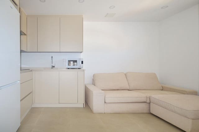 1 bedroom Flat for sale in Torremolinos with pool - € 299,000 (Ref: 10120185)