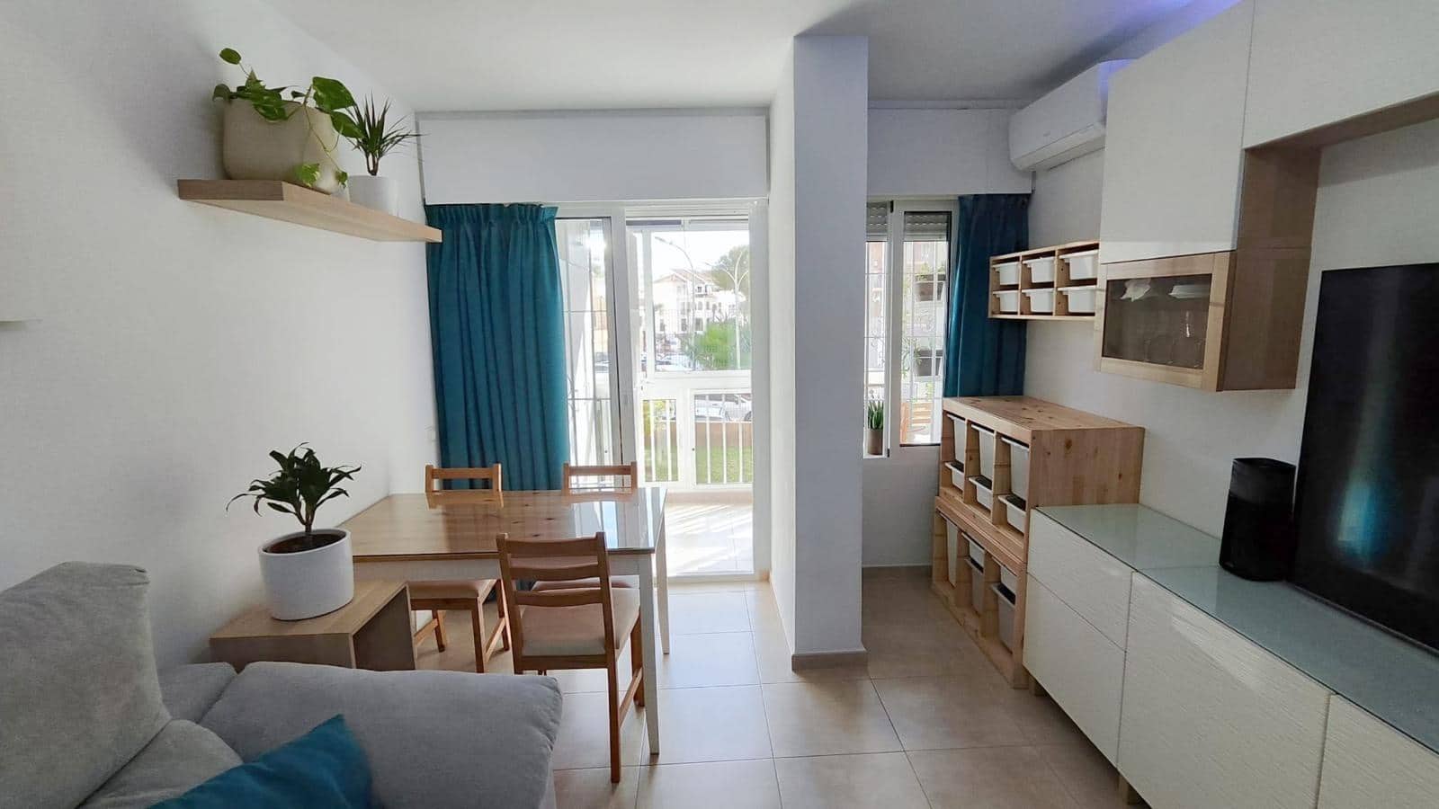 Piso de 1 habitación en Benalmádena en venta - 220.000 € (Ref: 10136048)