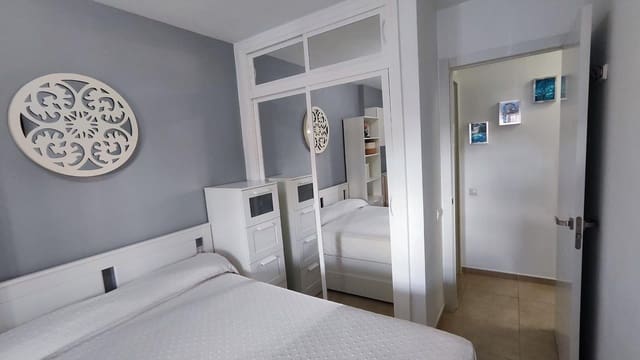 Piso de 1 habitación en Benalmádena en venta - 220.000 € (Ref: 10136048)
