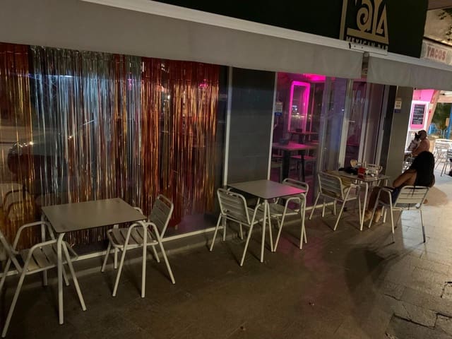 Local Commercial à louer à Torremolinos - 1 220 € (Ref: 10147117)